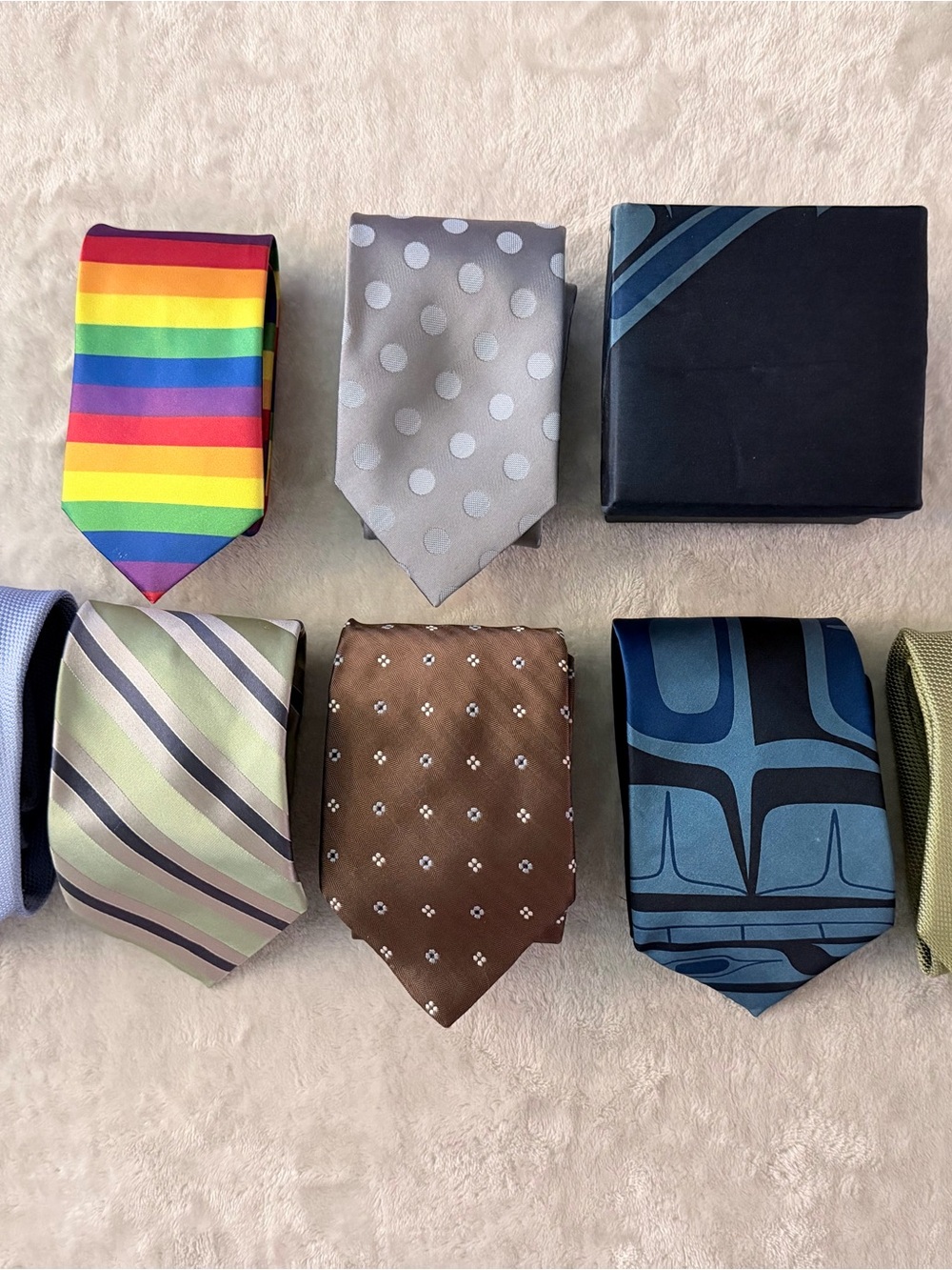 Men’s Tie Bundle – 8 Assorted (DKNY, BCBG + Patterns & Fun Styles)